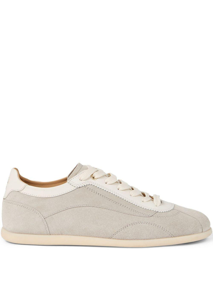 Sneakers grigio chiaro in pelle scamosciata con chiusura a lacci 