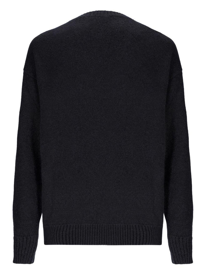 Maglione marrone con scollo rotondo 