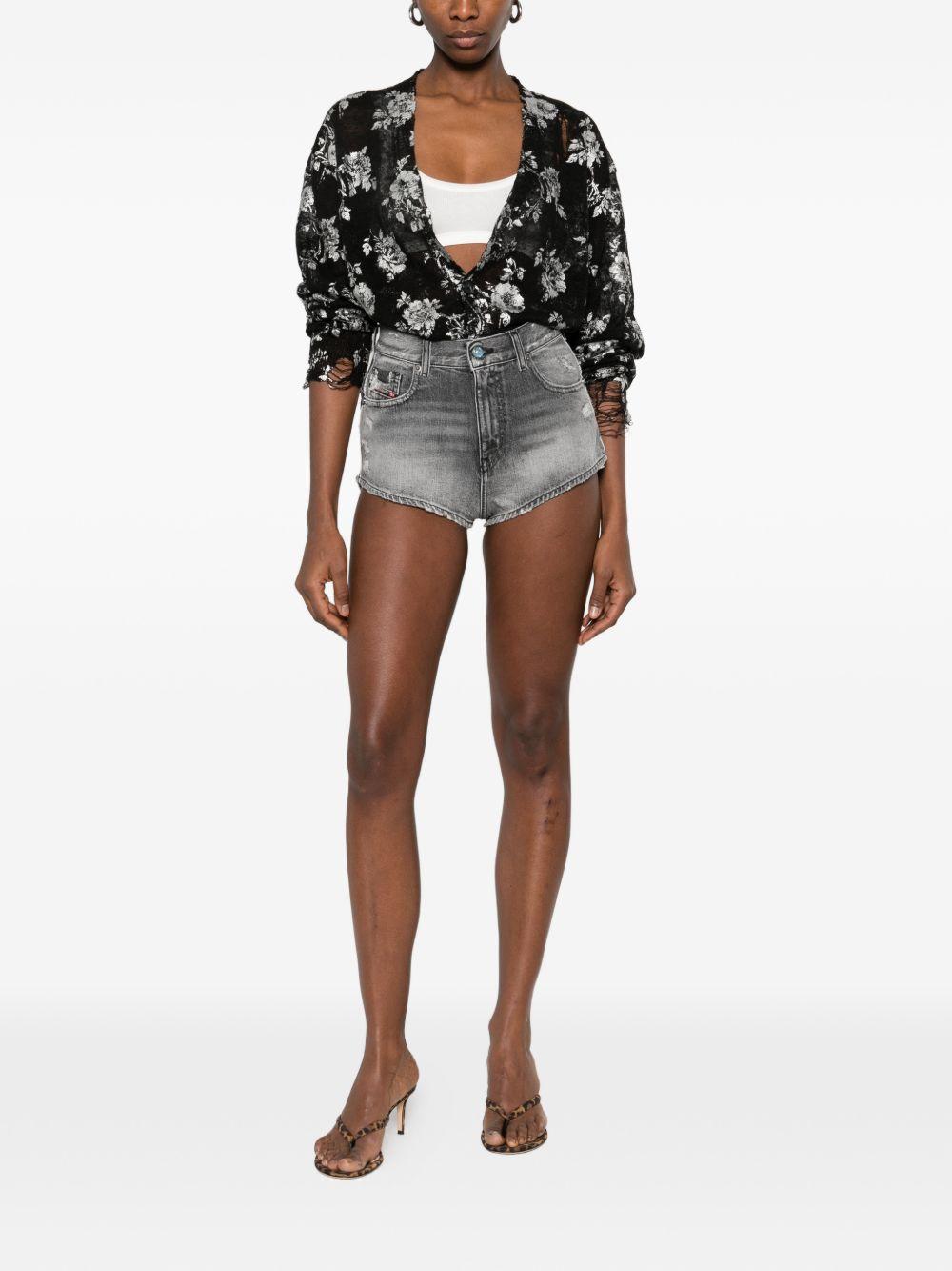 Shorts con effetto vissuto 