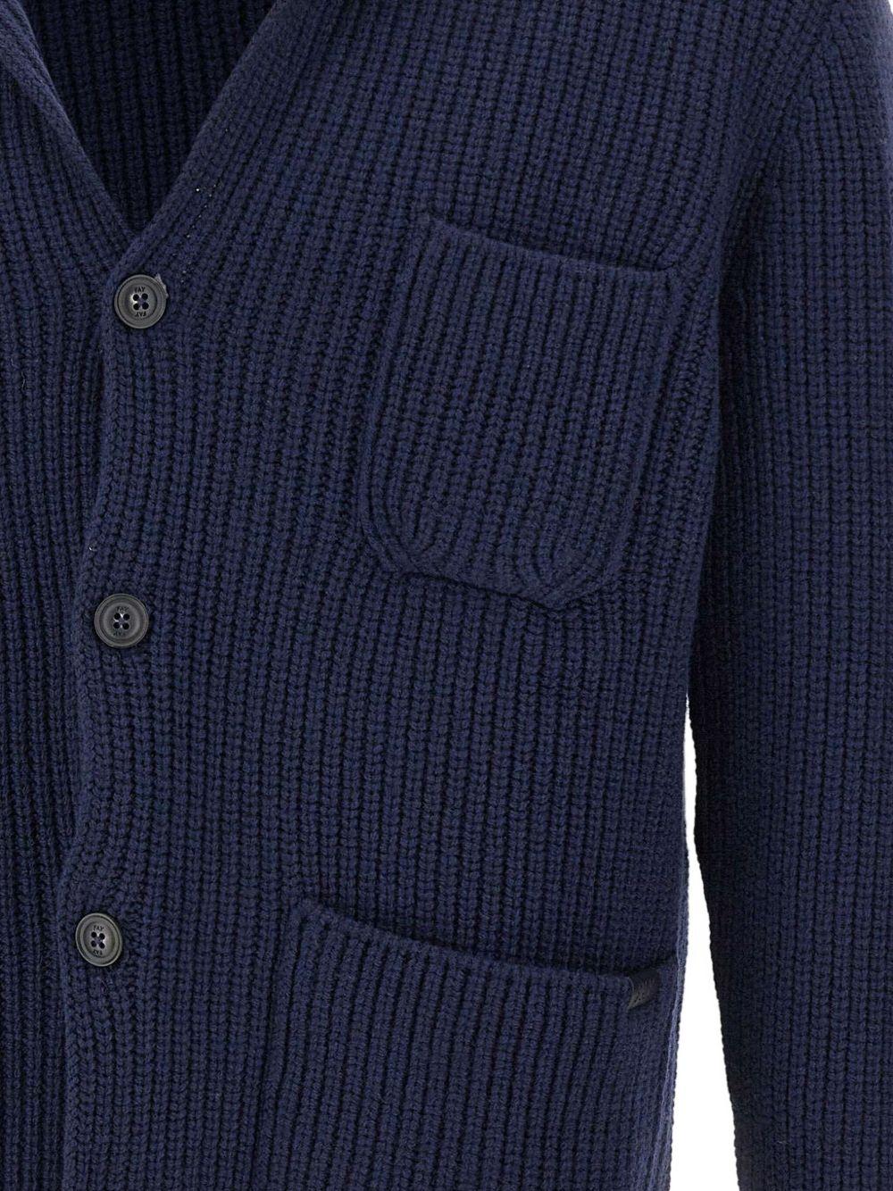 Cardigan blu con applicazione 