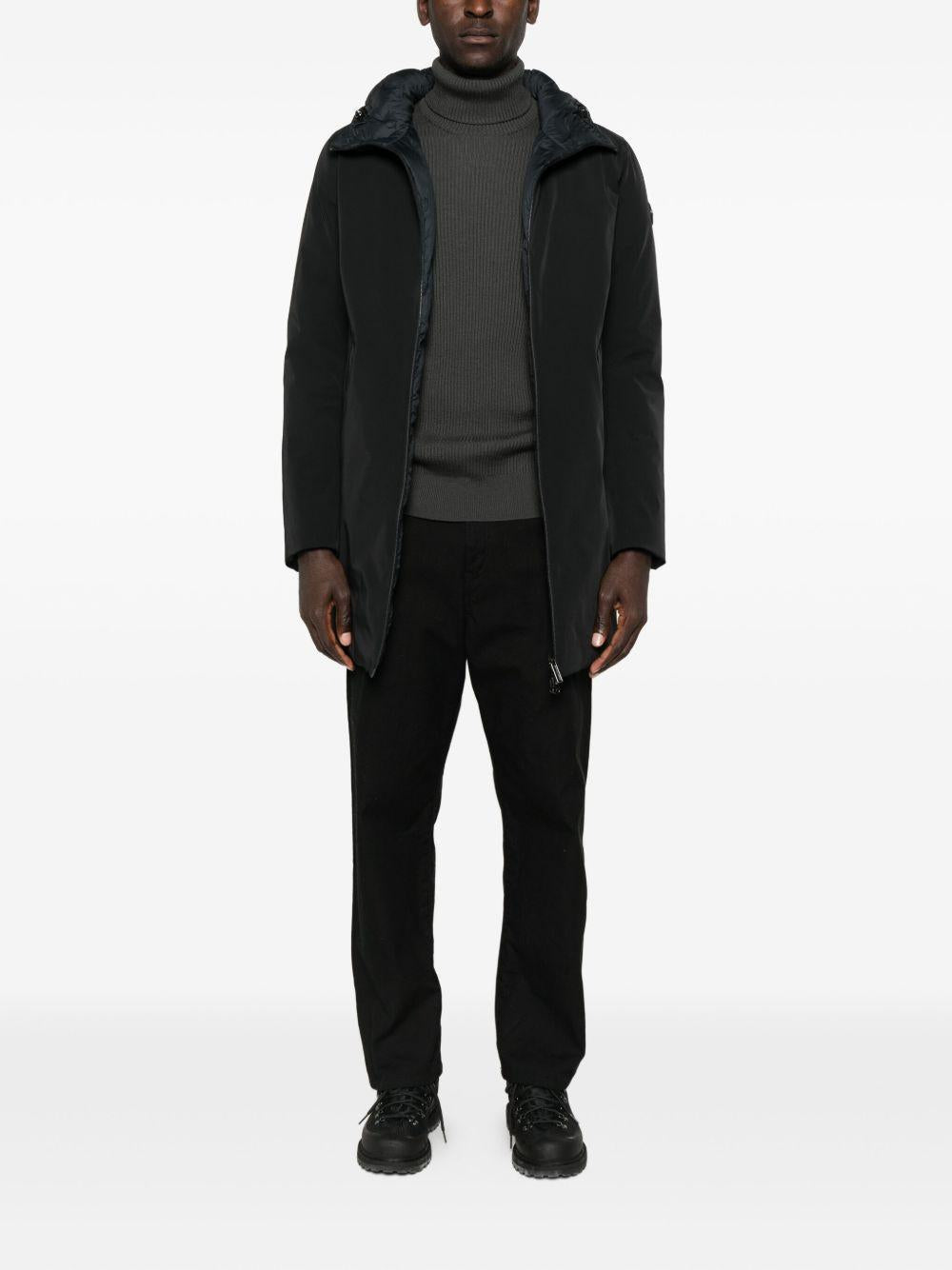 Cappotto nero reversibile con zip 