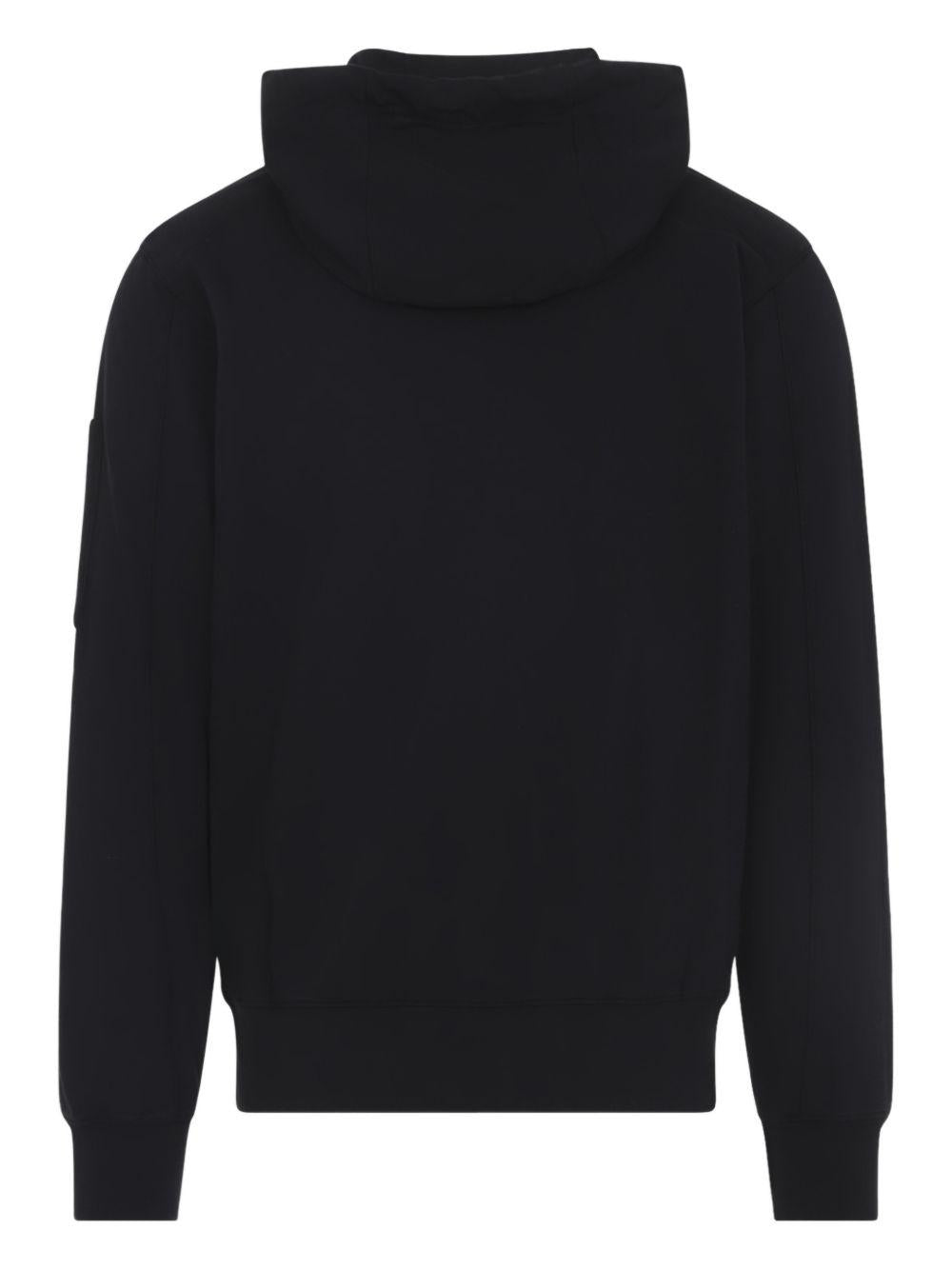 Felpa con cappuccio nera con lente 