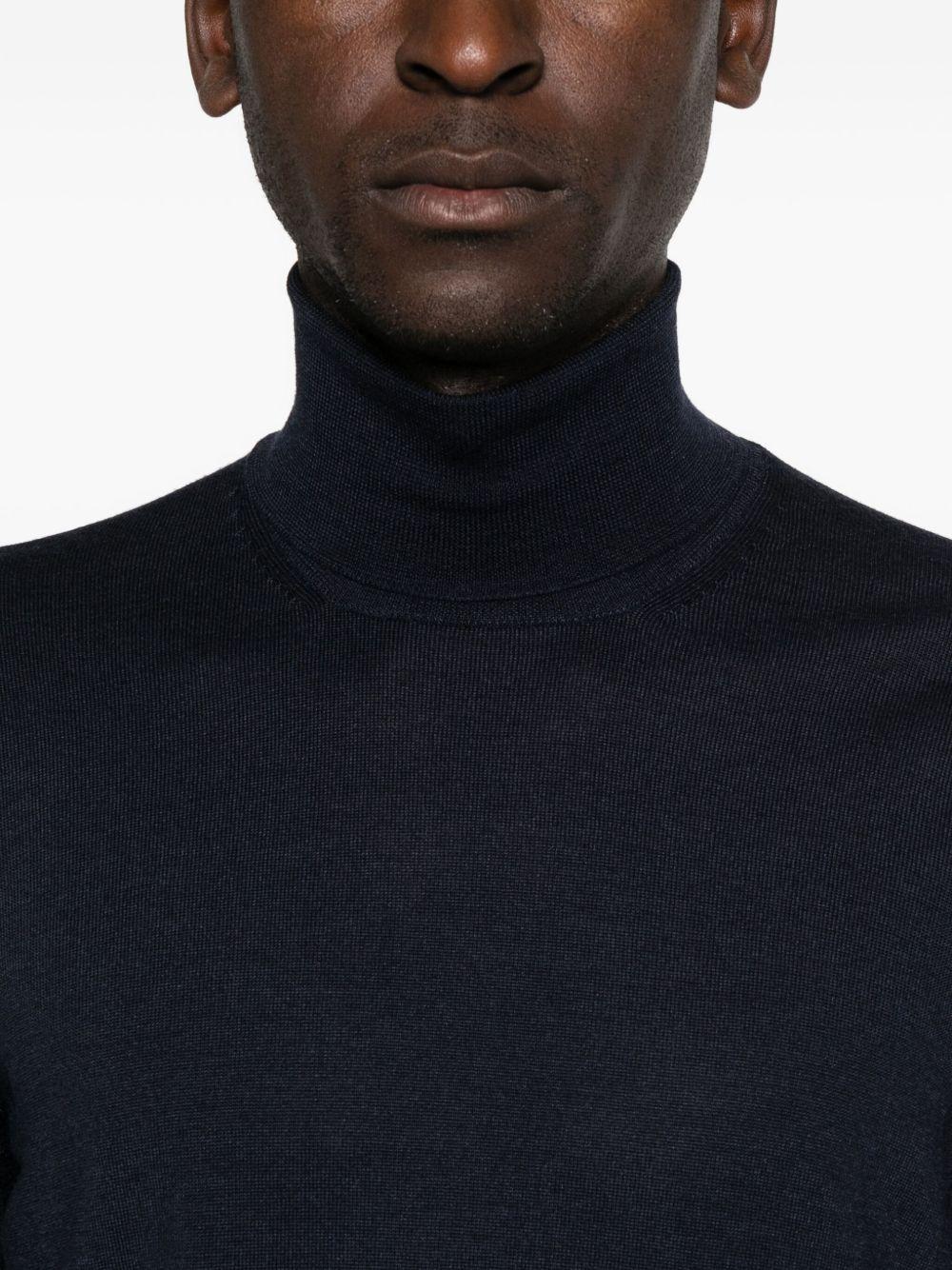 Maglione a collo alto blu navy
