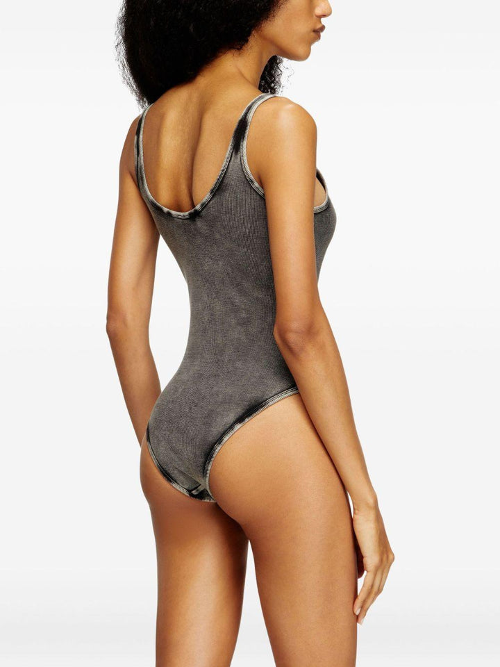 Body Maura 