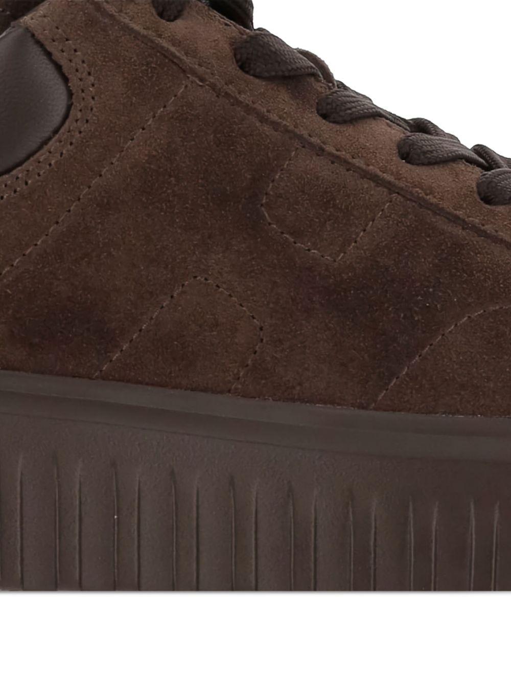 Sneakers marrone scuro in suede con suola extra leggera 