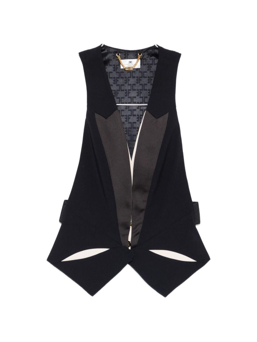 Gilet con intagli 