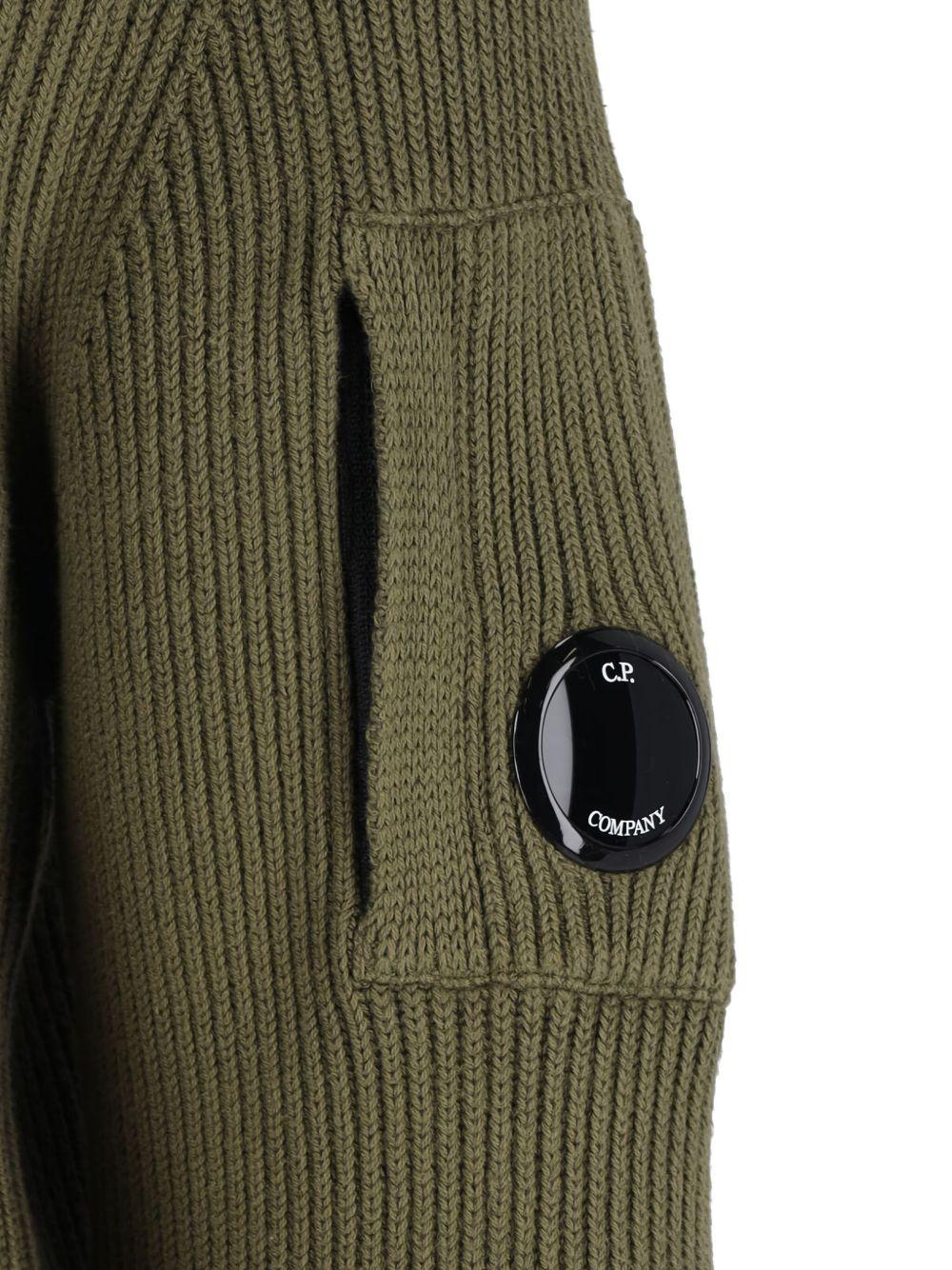 Maglione verde oliva girocollo a coste con tasca Lens
