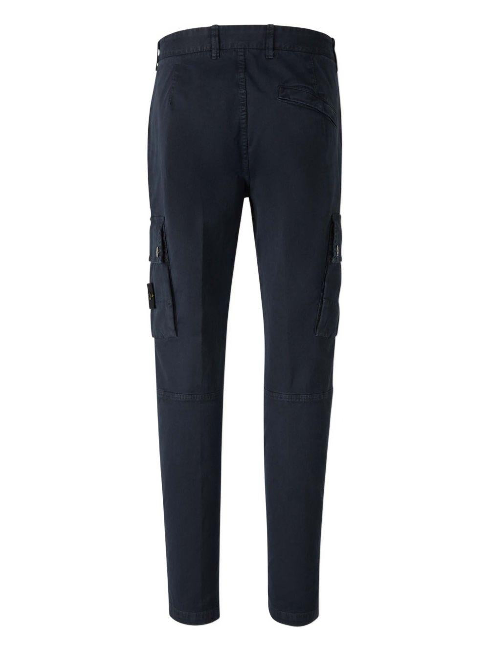 Pantaloni blu navy con tasche cargo 
