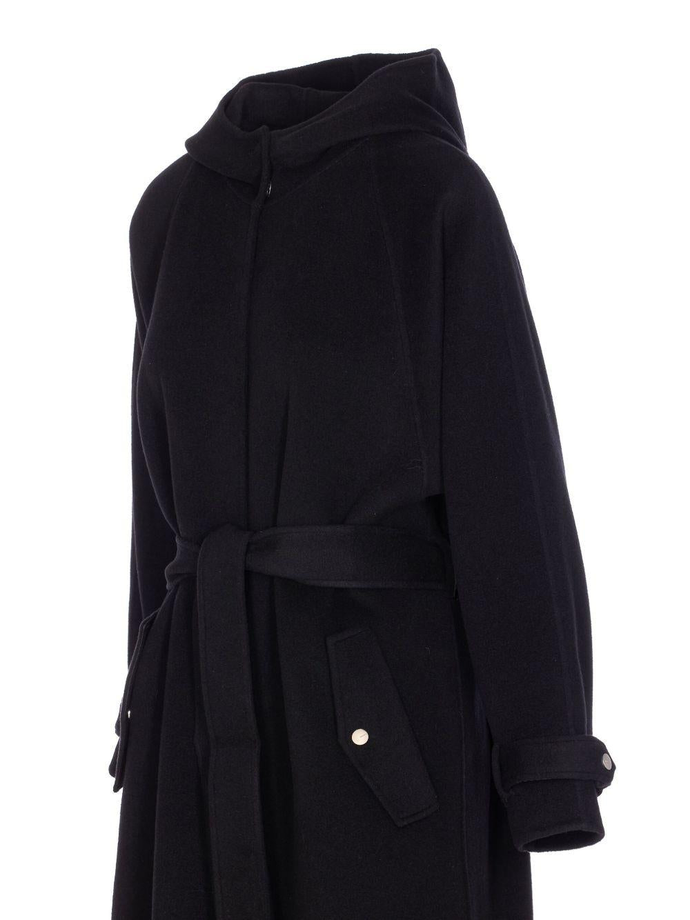 Cappotto con cappuccio 