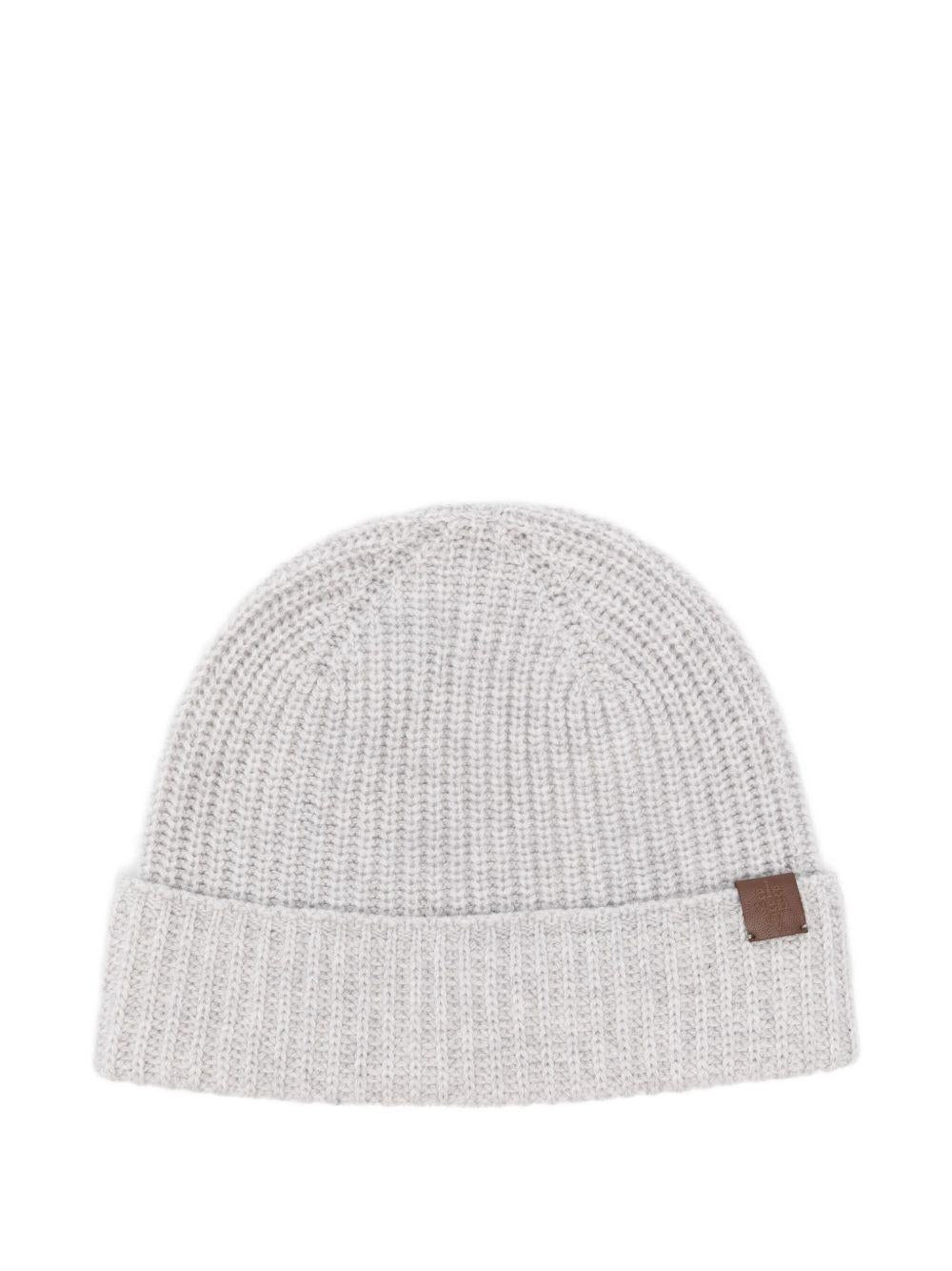 Berretto beige a coste in cashmere 