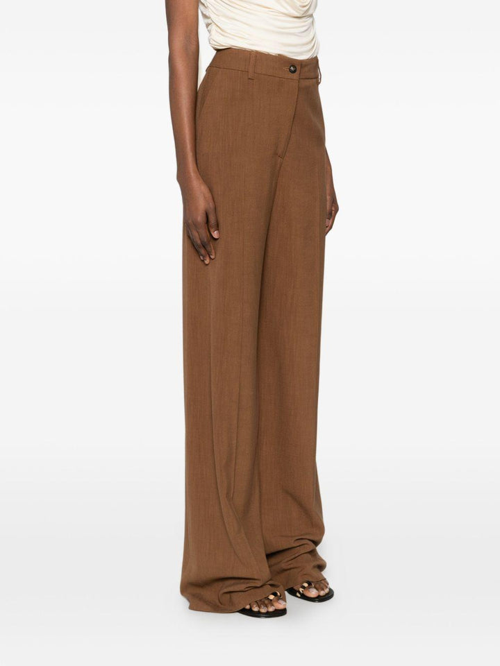 Pantaloni con cuciture 