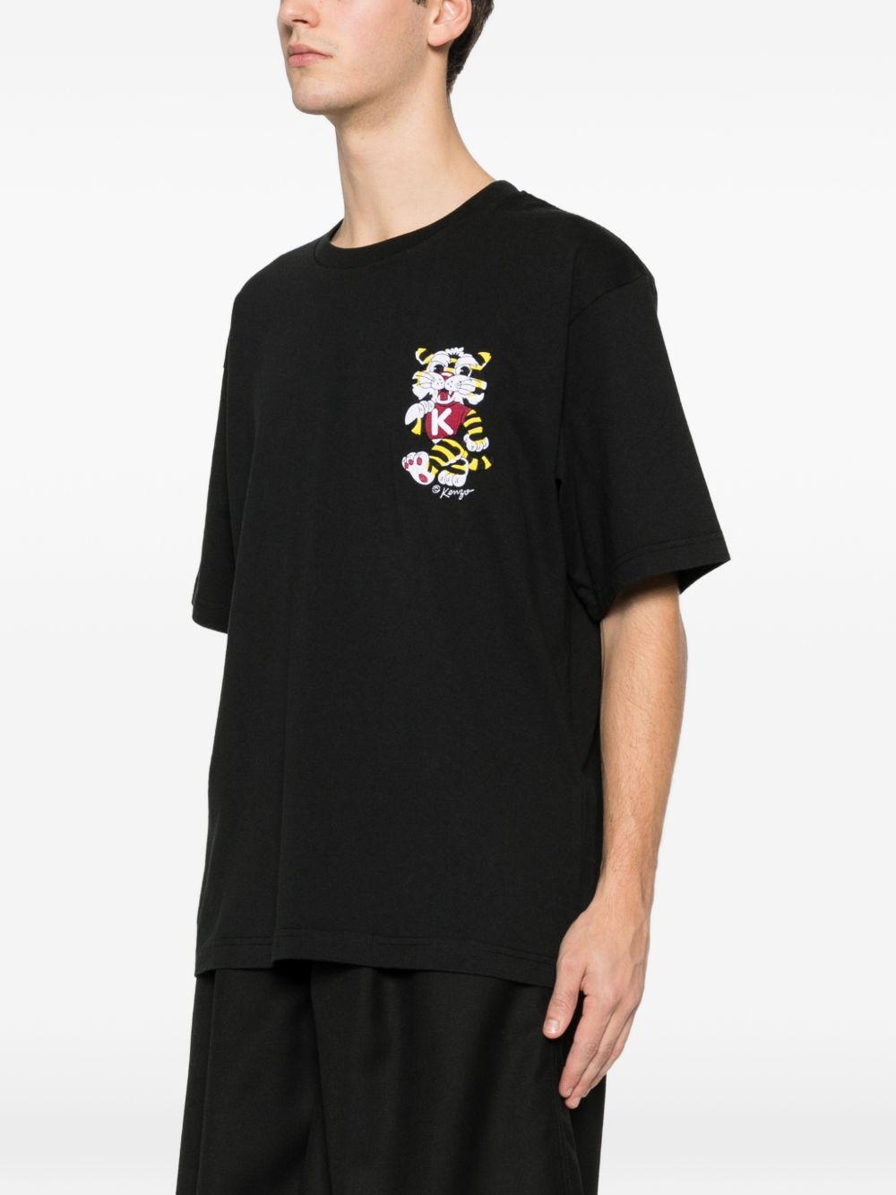 T-shirt nera con ricamo 