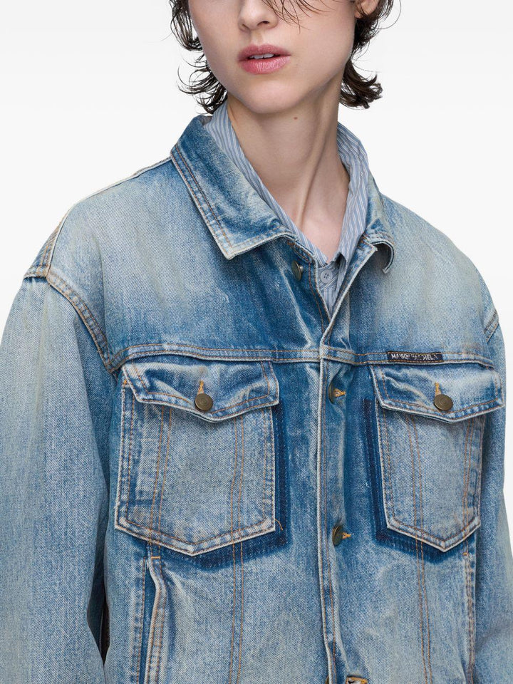 Giacca denim con bordi sfrangiati 