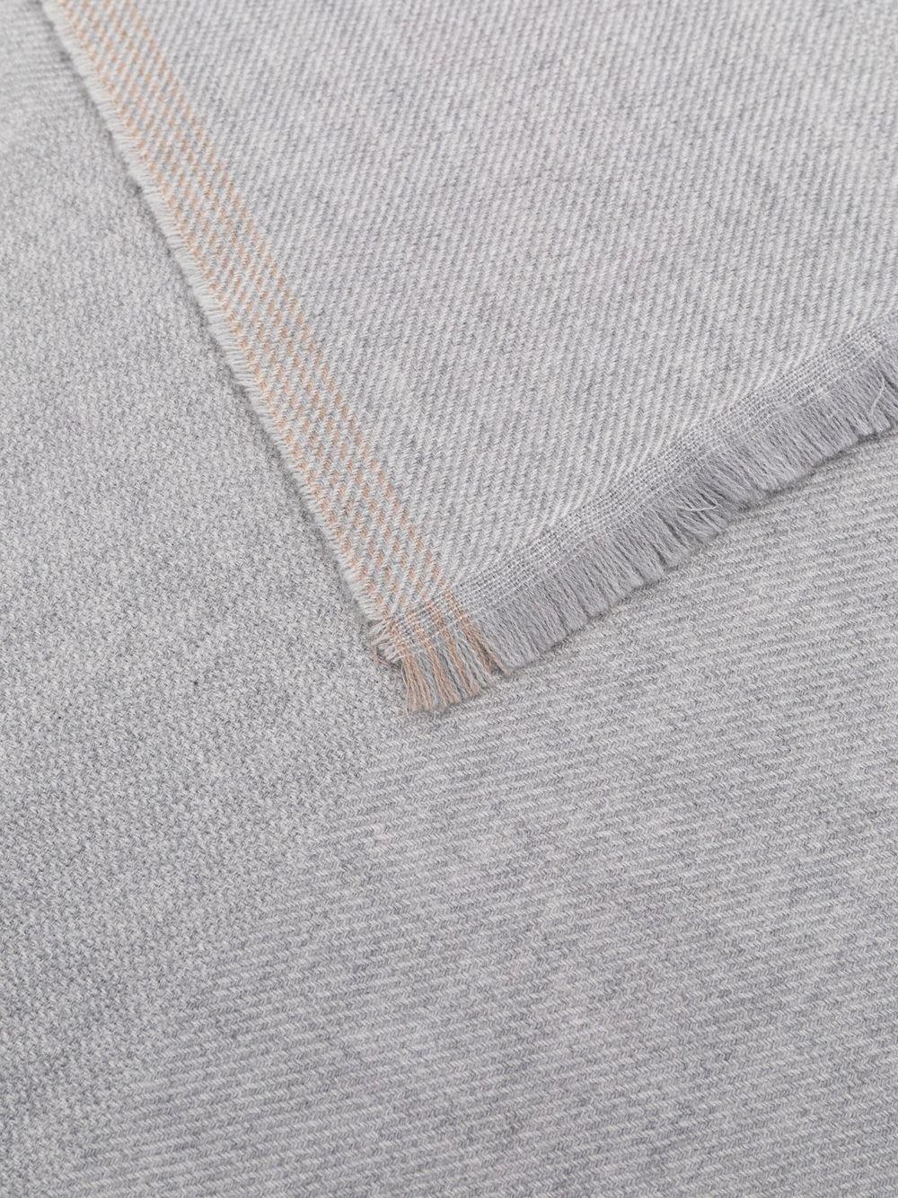Sciarpa grigio chiaro e blu navy con bordo a contrasto 