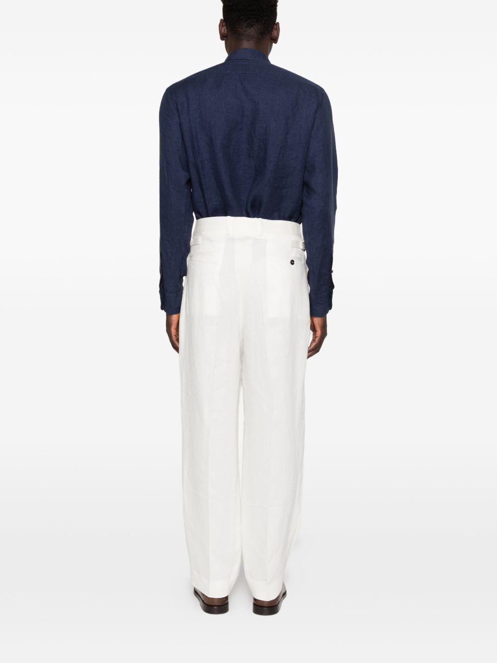 Pantaloni bianchi 