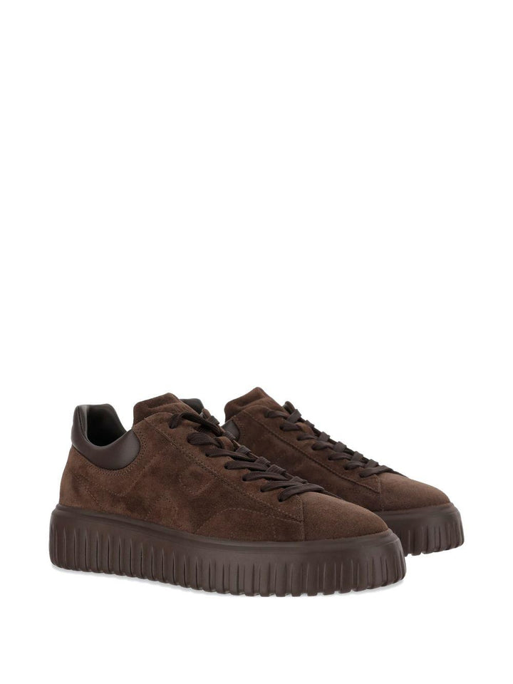 Sneakers marrone scuro in suede con suola extra leggera 