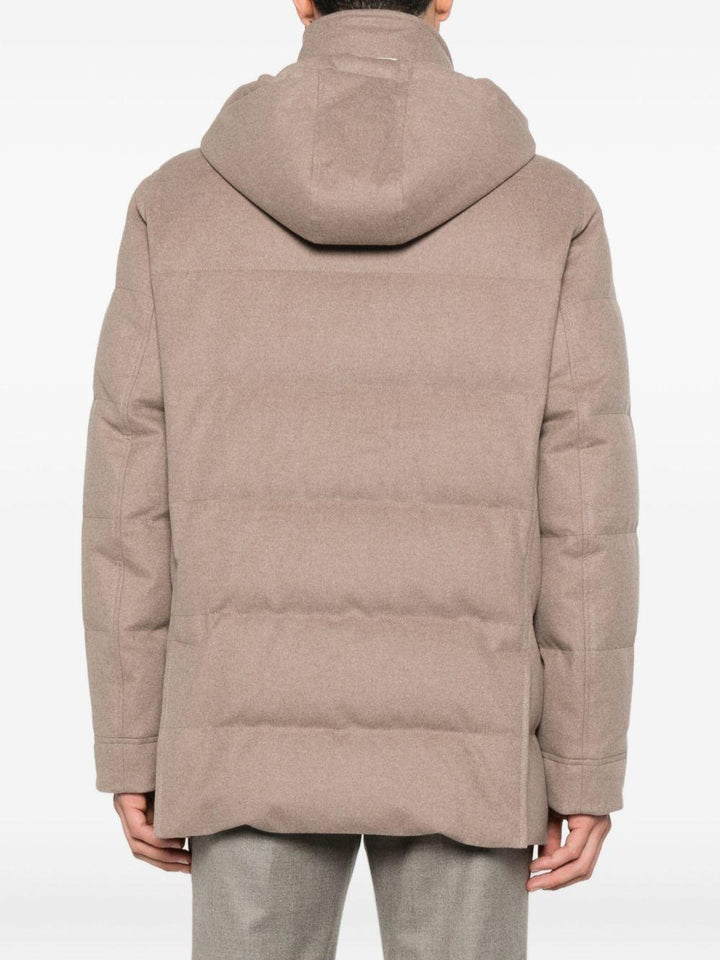 Giacca trapuntata beige con cappuccio 