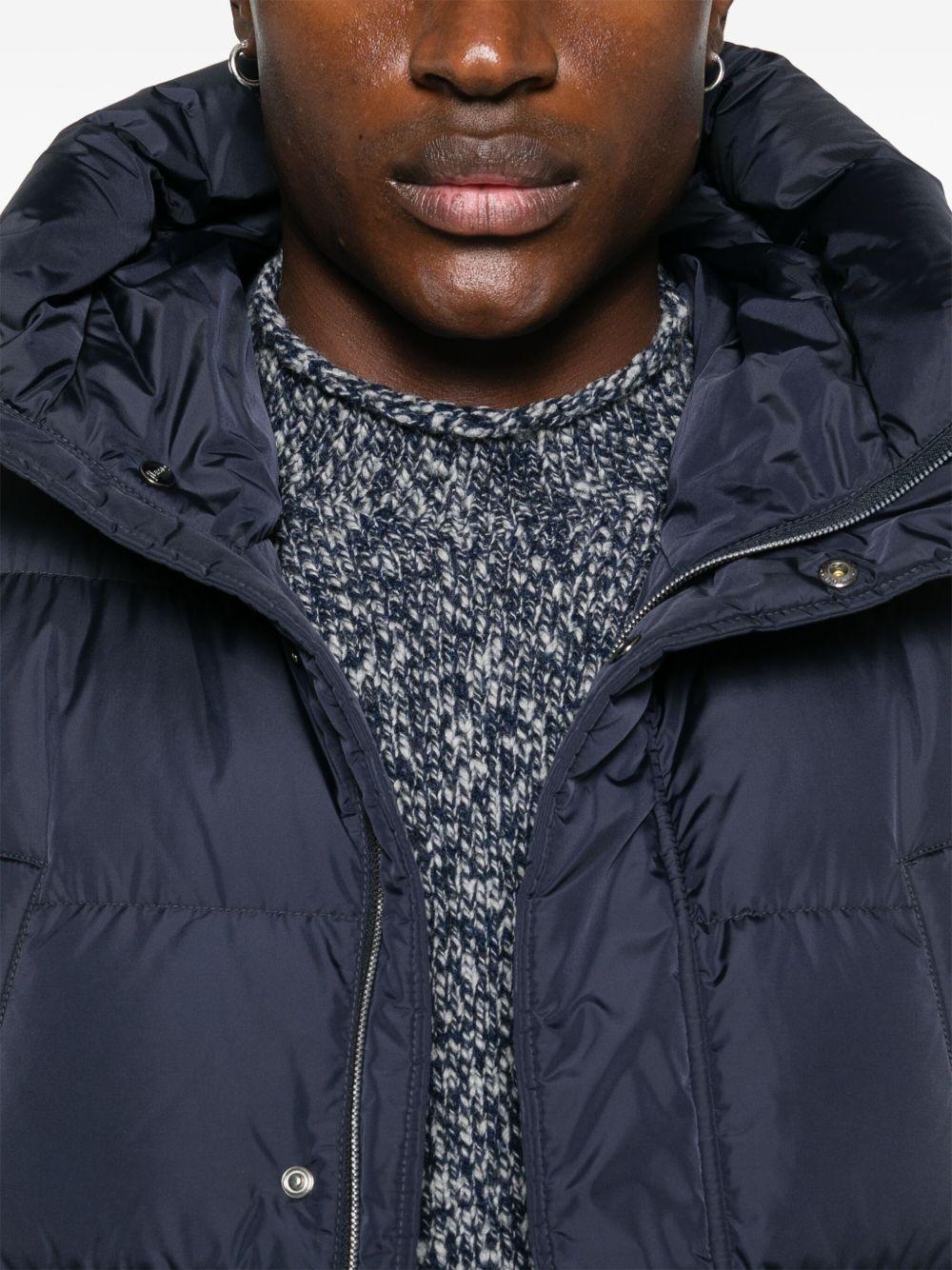 Piumino blu navy con cappuccio 
