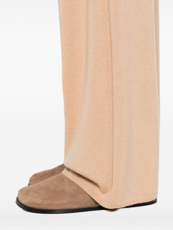 Pantaloni ampi 