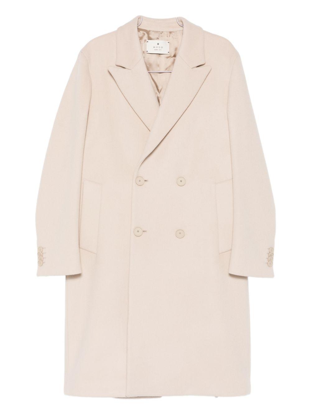 Cappotto doppiopetto color beige 