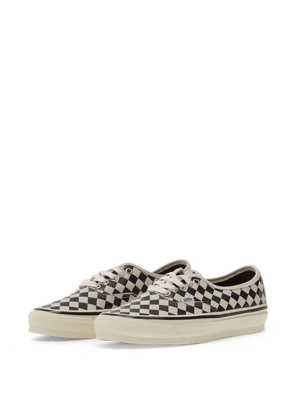 Sneakers a quadri 