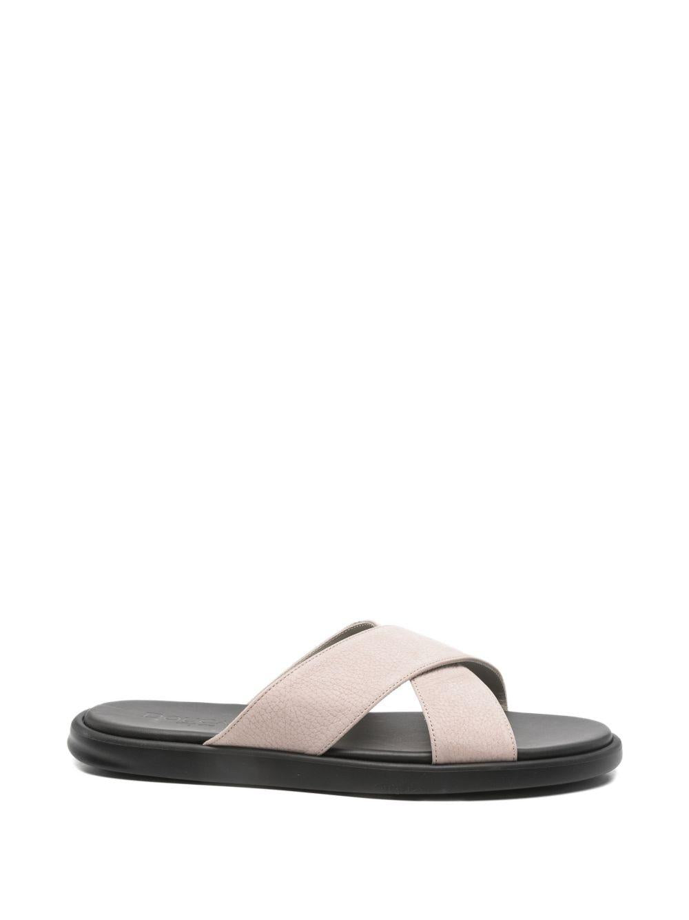 Sandali iron in pelle con fasce incrociate 