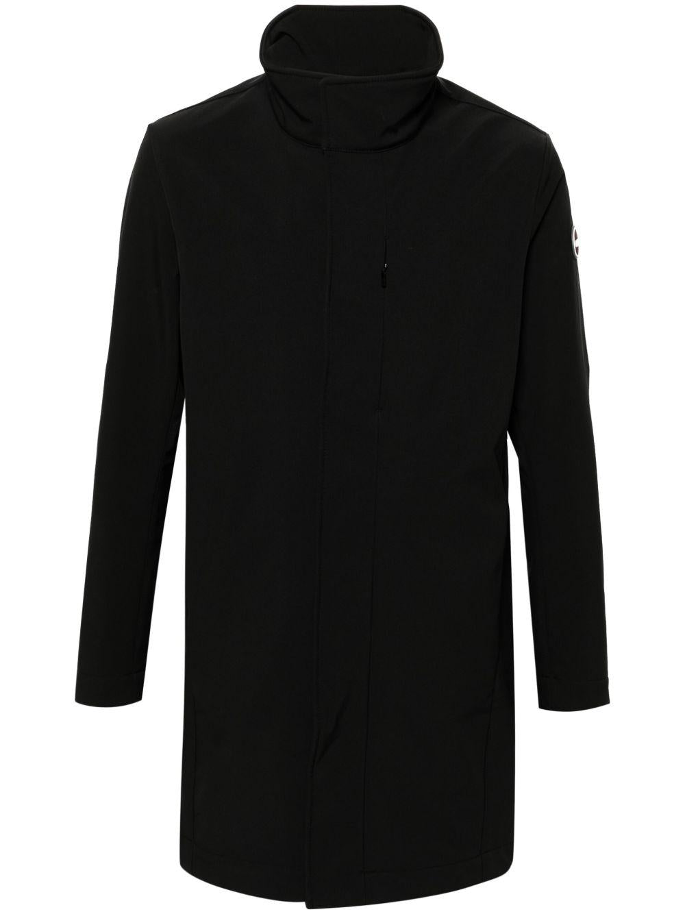 Cappotto nero con zip e logo gommato 