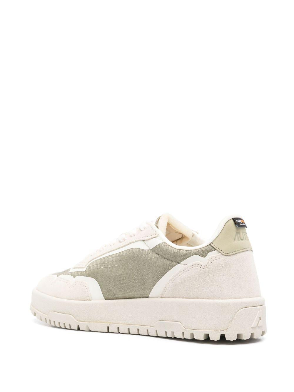 Sneaker bianche/verde oliva wildpace 