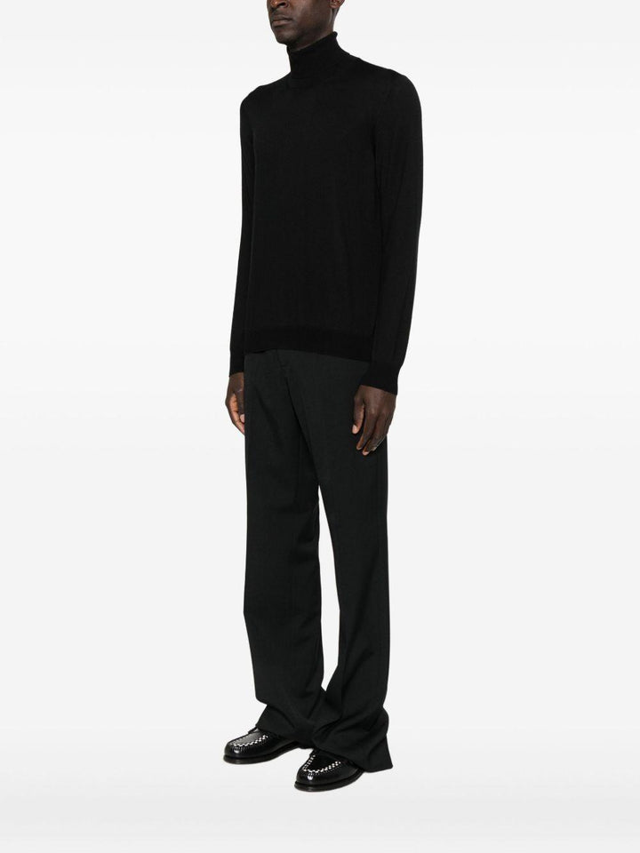 Maglione a collo alto nero 