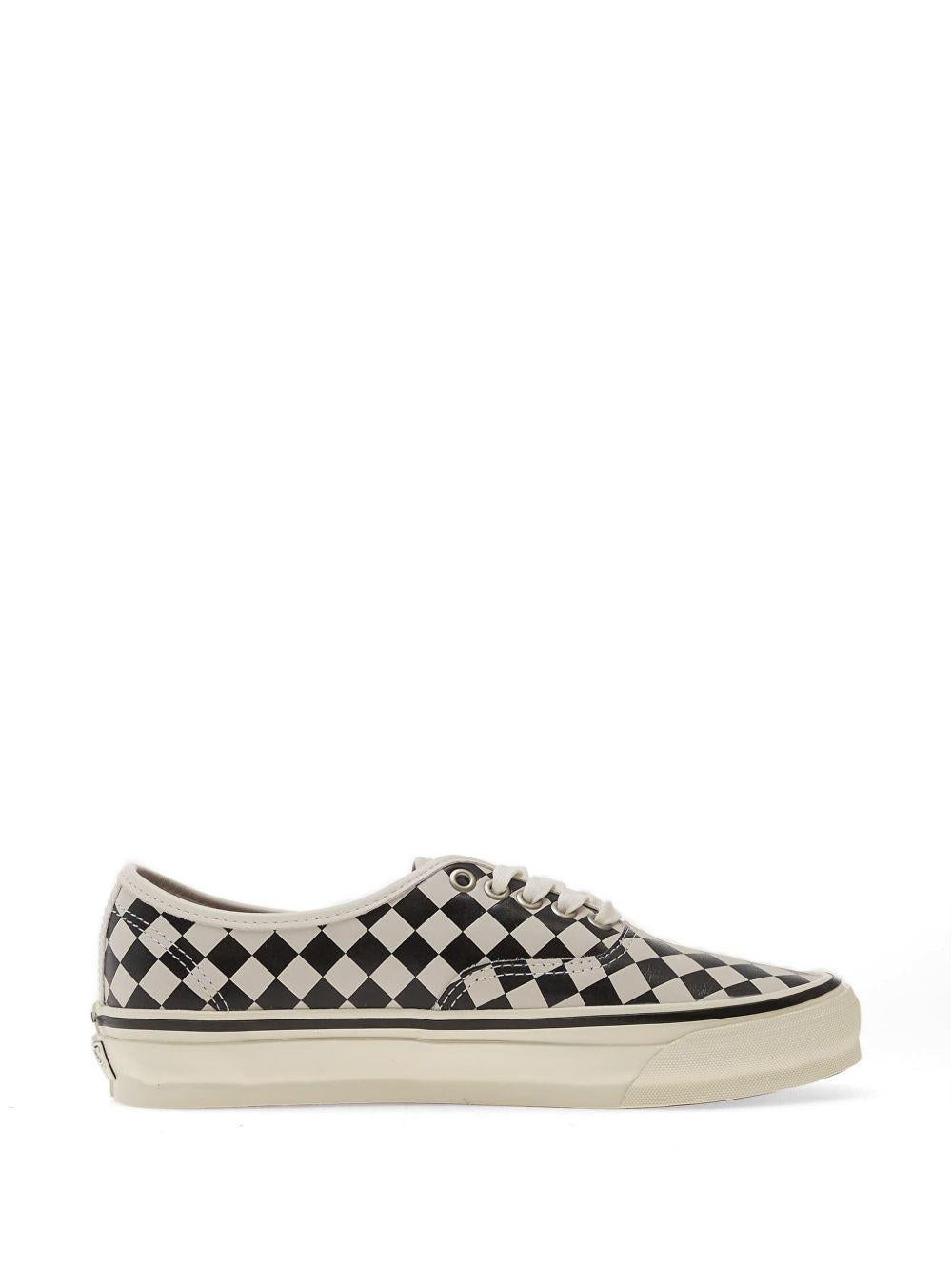 Sneakers a quadri 