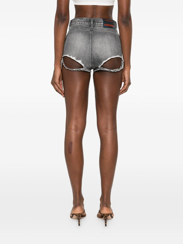 Shorts con effetto vissuto 