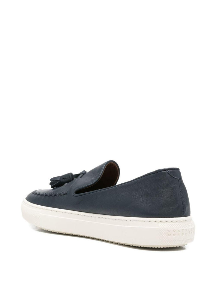 Mocassino marine in pelle con nappine 