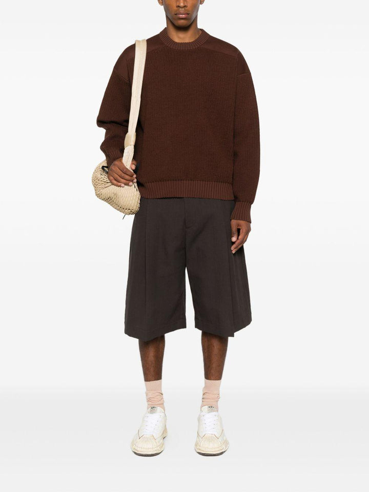 Maglione marrone girocollo 