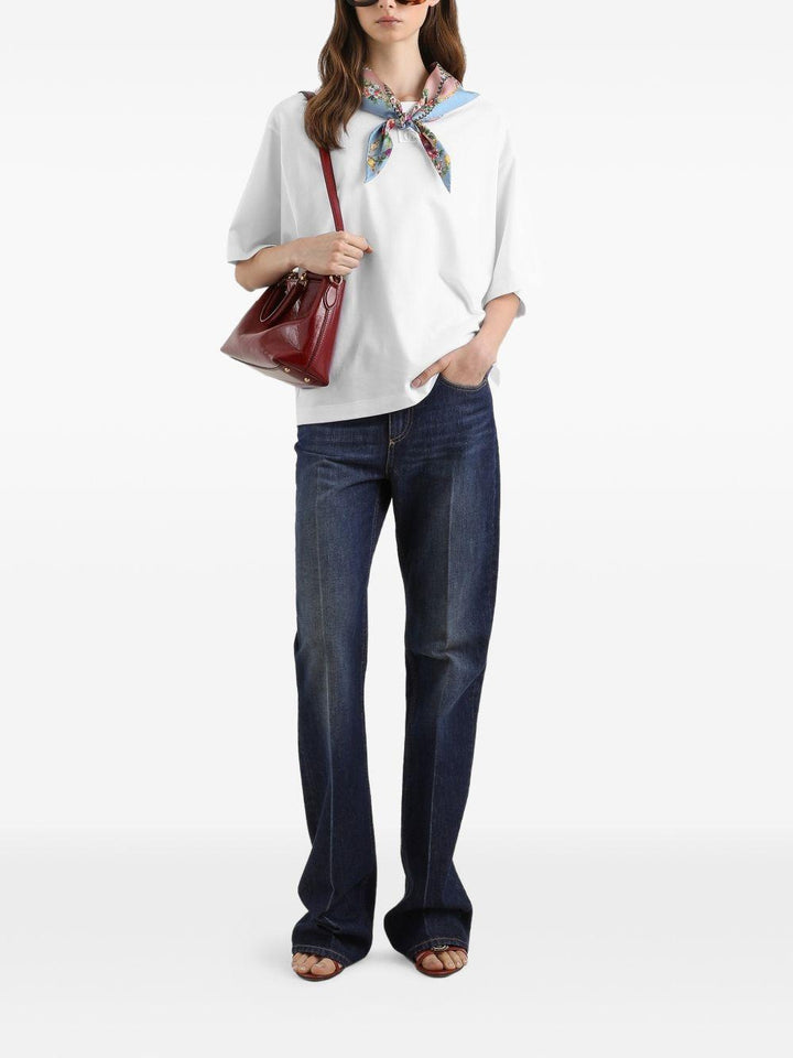 T-shirt con dettaglio foulard 