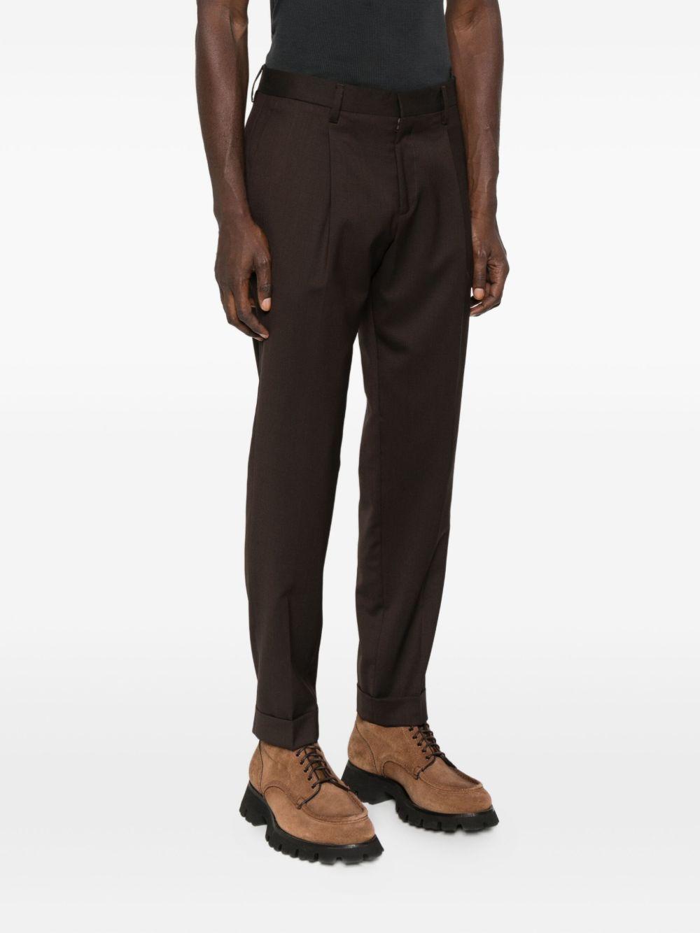 Pantaloni marroni Tiberio con pieghe