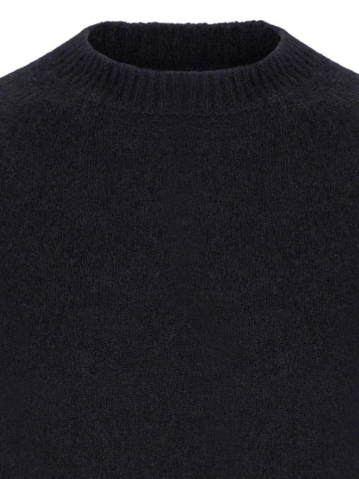 Maglione marrone con scollo rotondo 