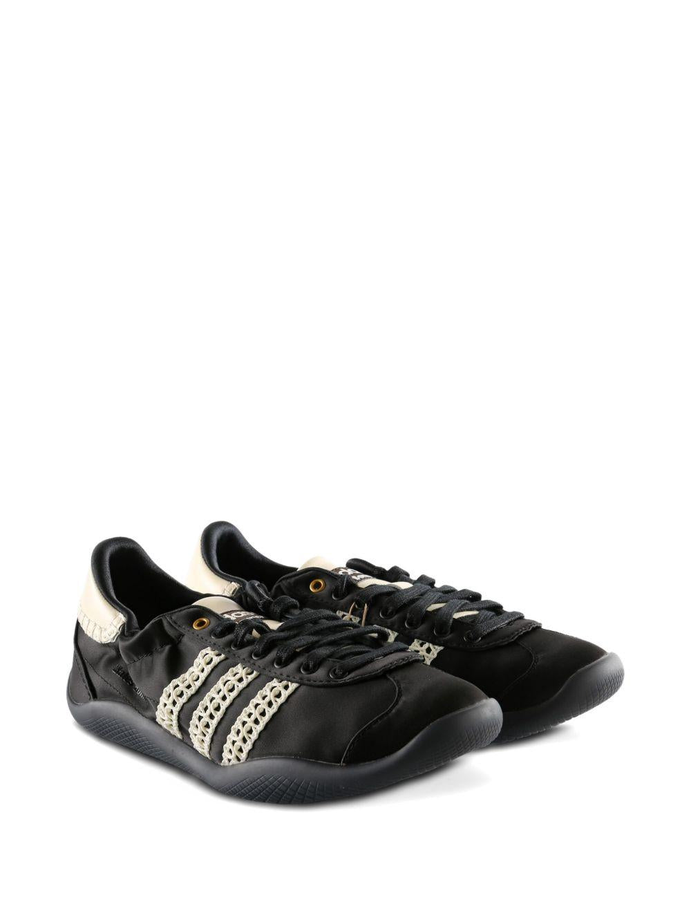 Sneakers Karintha nere 