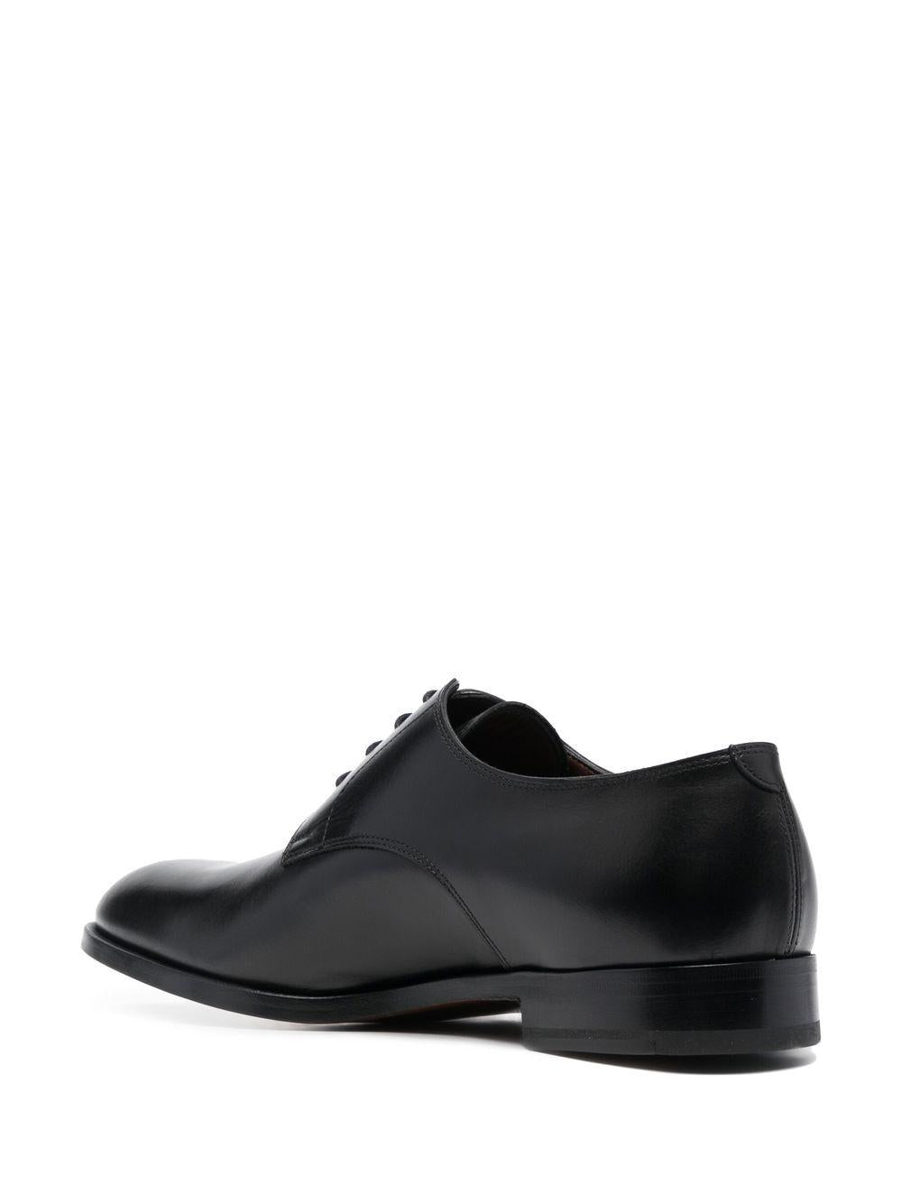 Derby in pelle nera 