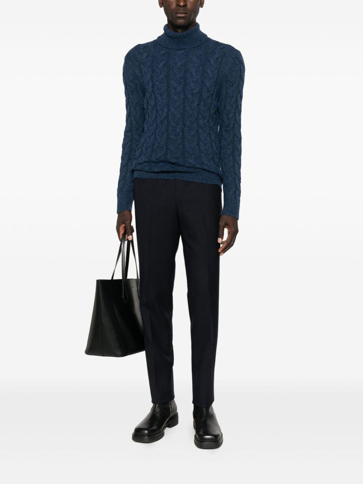 Maglione a collo alto blu scuro 
