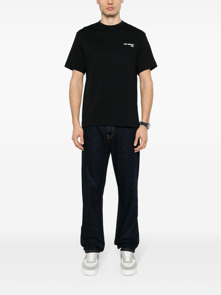 T-shirt nera con stampa 
