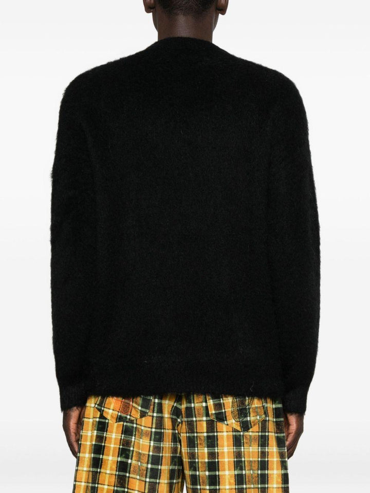 Maglione nero girocollo con ricamo 