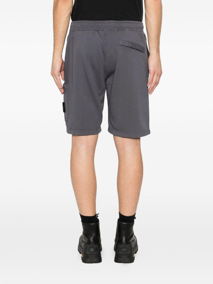 Shorts blu navy con applicazione 