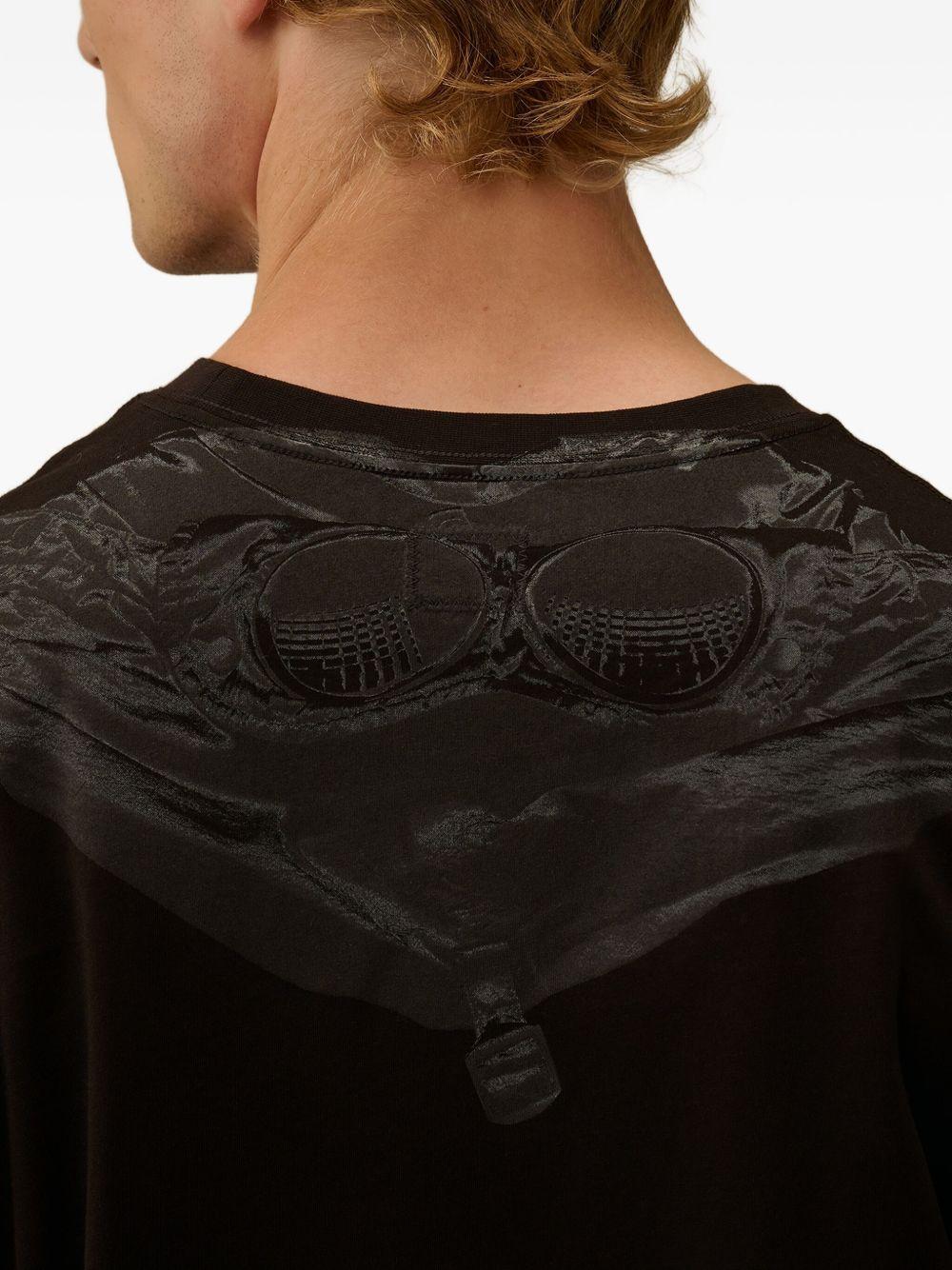 T-shirt nera 