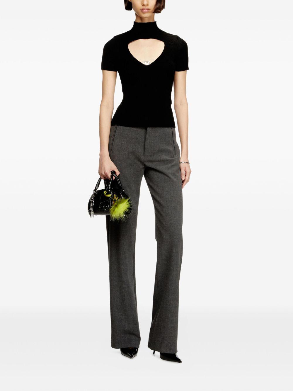 T-shirt M-Olive con dettaglio cut-out 