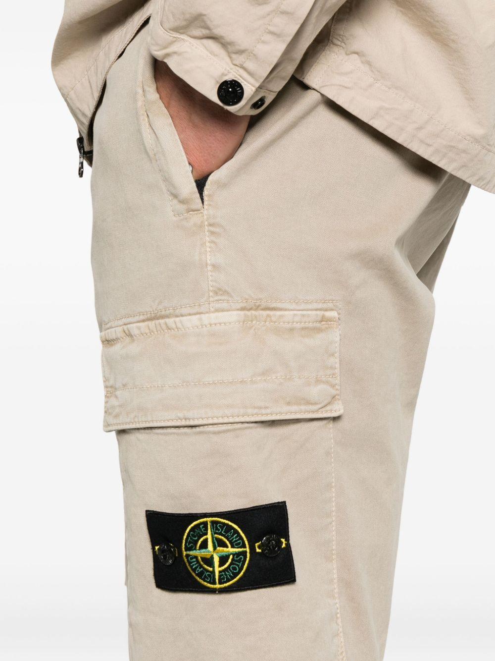 Cargo beige con orli elasticizzati 