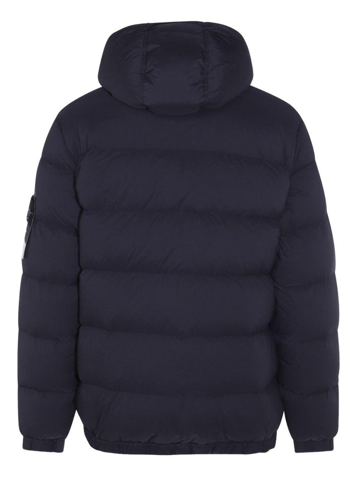 Cappotto imbottito nero con cappuccio