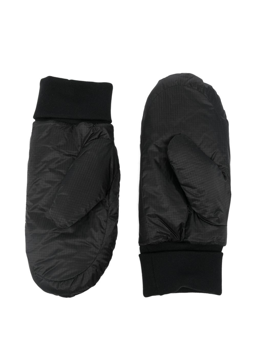 Muffole imbottite con logo nero 