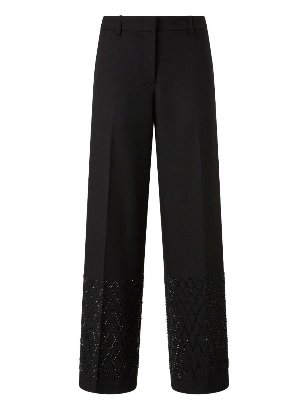 Pantaloni svasati 