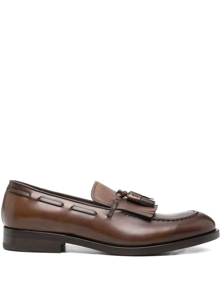 Mocassini marroni con nappa 