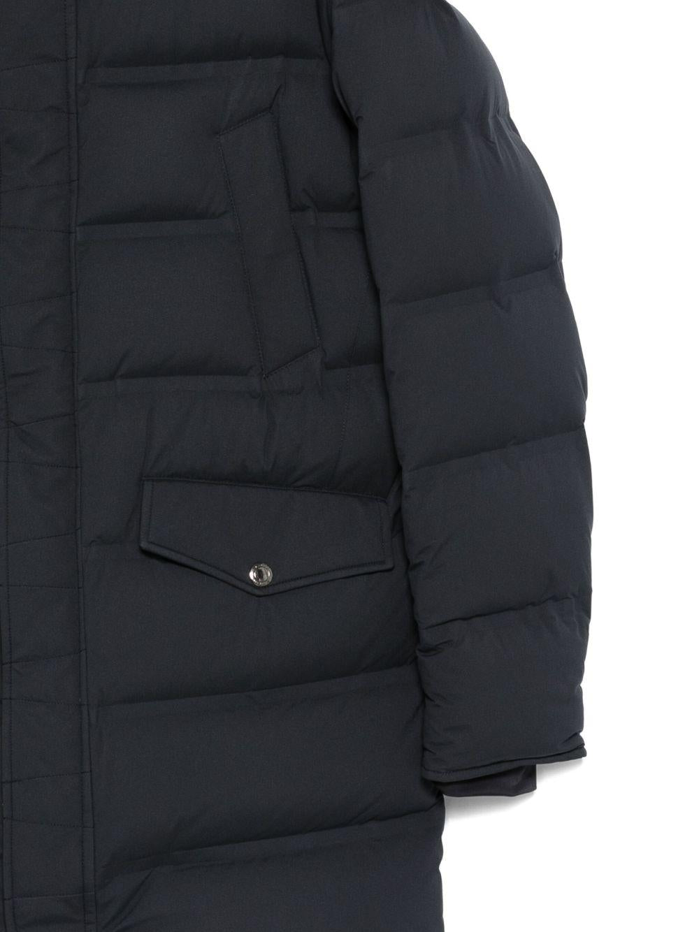 Cappotto imbottito blu con cappuccio 
